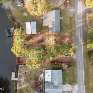 Approximate Lot Lines