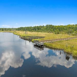 28-web-or-mls-CAMMediaLLC.com riversea-1