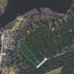 137 Cutterway Bay GIS