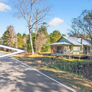 1986 Big Neck Road NW