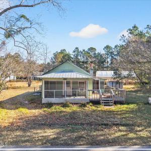 1986 Big Neck Road NW