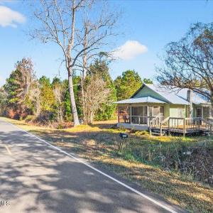 1986 Big Neck Road NW