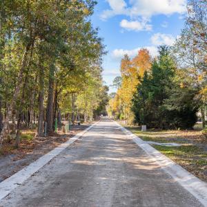 Oaks Street on Street