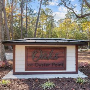 Oaks Entrance Sign