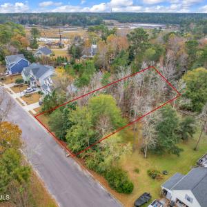 7_504 belhaven dr-0007