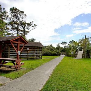 OI Scenic Walkway, Kayak Launch, 31st St