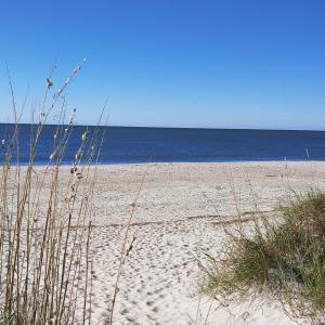 BEACH ACCESS AT 72nd Street