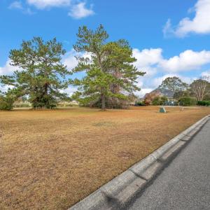 3_1070 middleton dr-00016