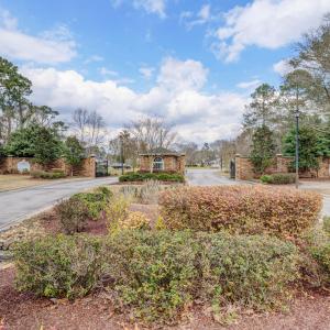 823 Chadwick Shores Dr Sneads-large-046-