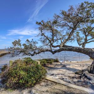 823 Chadwick Shores Dr Sneads-large-056-