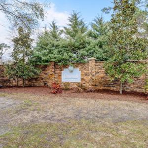 823 Chadwick Shores Dr Sneads-large-047-