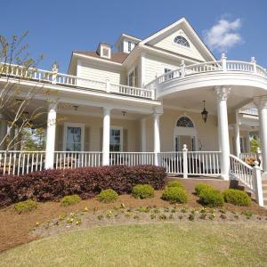 Amenity Center