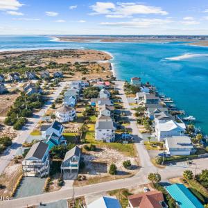 019_2103_shoreline_dr_final-20_577