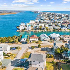 010_2103_shoreline_dr_final-11_238