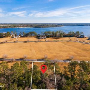 22-web-or-mls-chadwick-visuals-107-bare-