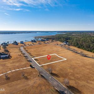 35-web-or-mls-chadwick-visuals-120-water