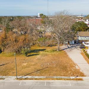 Spacious Beaufort Lot