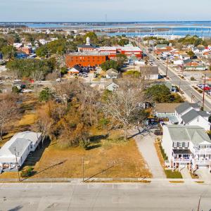 Spacious Beaufort Lot