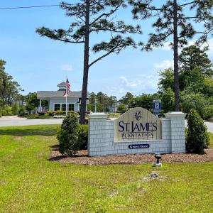St.James Grove Gate Entrance