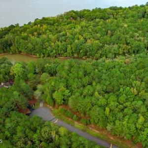 24) 66300-6961bcea69943