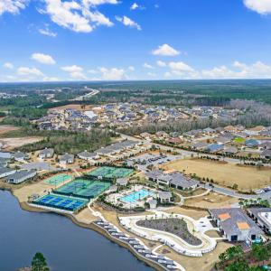 CompassPointeSkyView-03