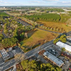 Prime Corner Location