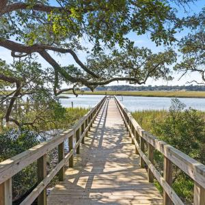73-web-or-mls-CAMMediaLLC.com-08153