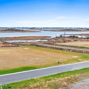 021_lot_100_north_glimmering_glass_lane_