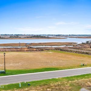 018_lot_100_north_glimmering_glass_lane_