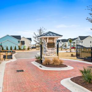 030_lot_100_north_glimmering_glass_lane_