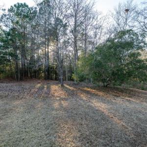 413-River-Crest-Dr-01