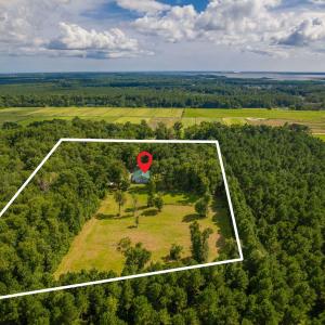 820 Laurel Road, Beaufort