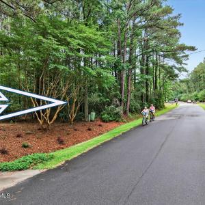 Lot on Left on Sunfield Drive