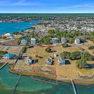 Waterfront Home in Newport