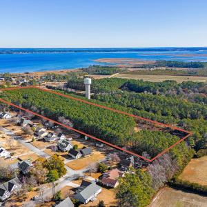 Large Morehead City Lot