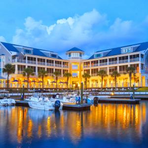 12 THe Marina