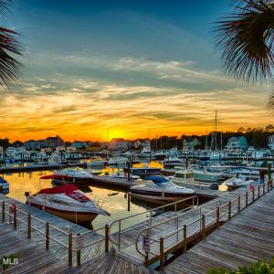 9 The Marina