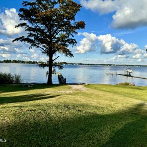 7503CE40-2816-4B0A-89F7-73C2227452D2_1_2