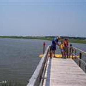 Oyster Harbour Canoe pier with peep