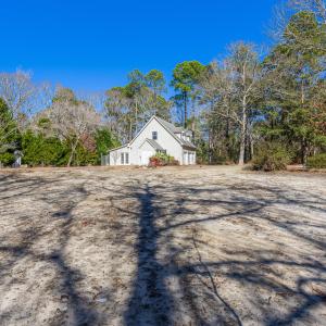 634 Byrnes Way GARAGE SIDE VIEW