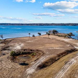 246 AMPHITHEATER DRIVE