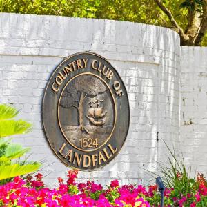 037_landfall_amenities_summer-1_557