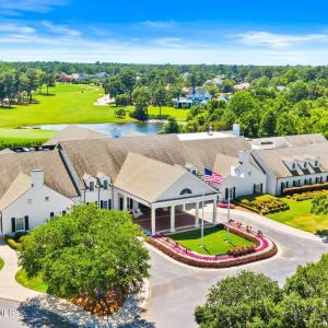 039_landfall_amenities_summer-3_670