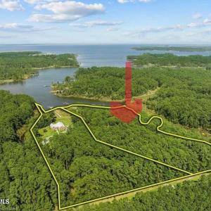 RIGHT 7 ACRES MARKED