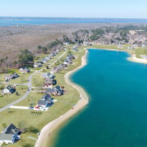 SchoonerLandingLots-08