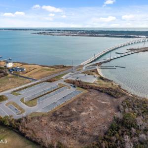 Great Parking at Boat Ramp