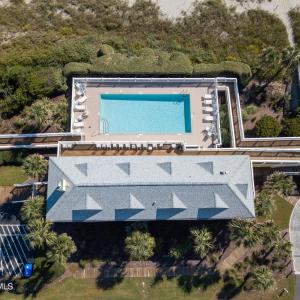 Beach Club & Pool