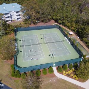 Tennis