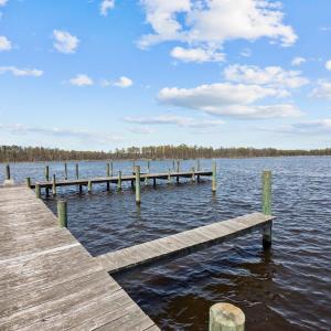 Community Dock