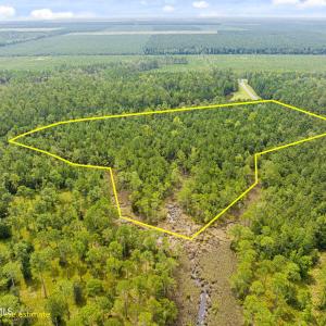 15 Paradox Point Drive, Aurora, NC 27806